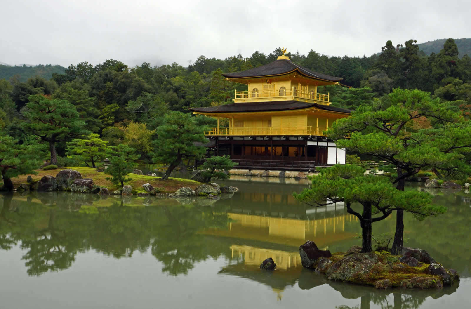 金閣寺